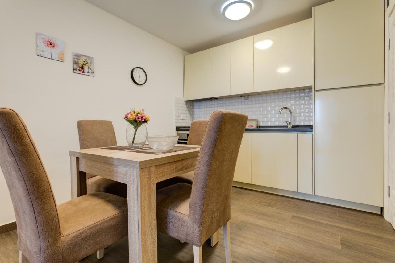 Apartments Horizont Будва Екстериор снимка